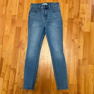 Madewell Curvy Roadtripper Jeans